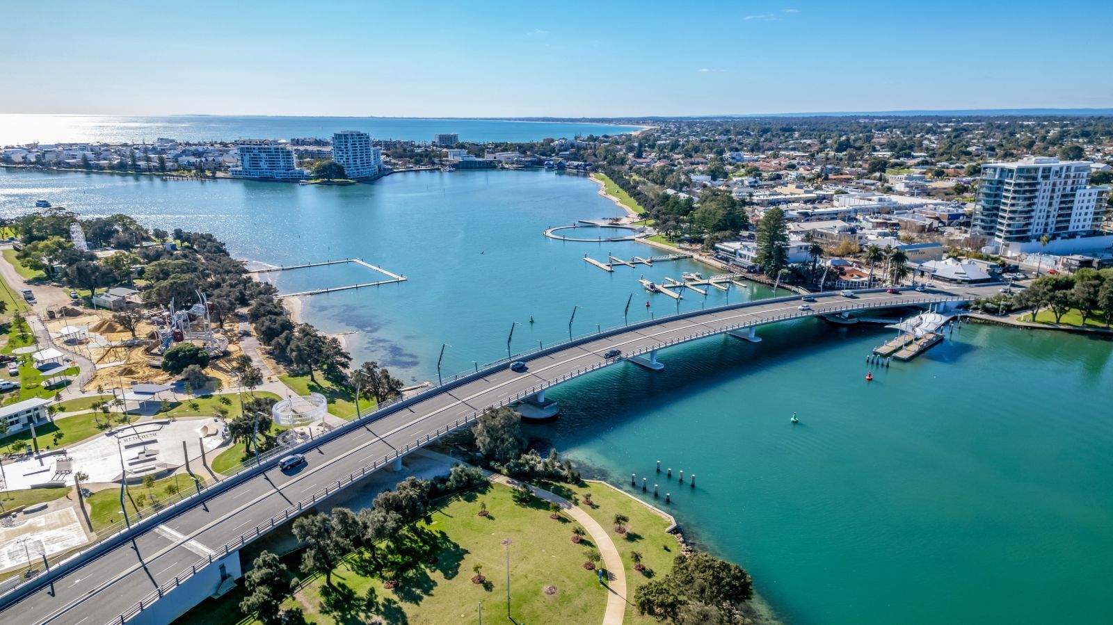 Aerial view of the Mandurah bridge with the Western Foreshore and the Eastern Foreshore either side of the estuary